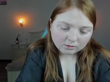 Nervous escort Britneylugg???? (Britneylugg) tensely broken by lonely fist on public sex chat
